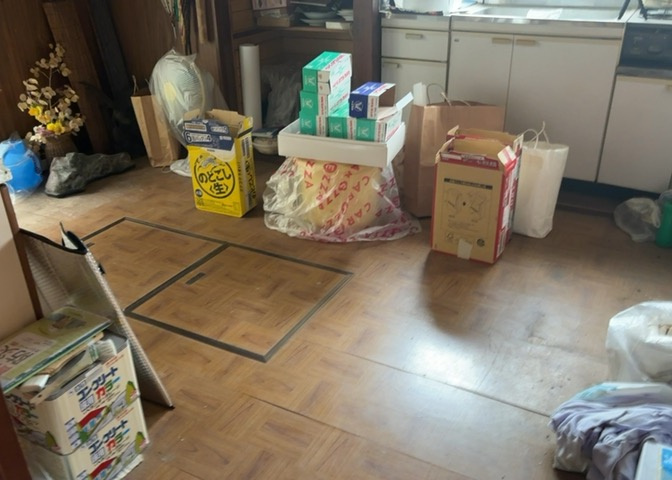 直線タイプはLとDKを一直線に並べた形で対面キッチンのタイプです。一般的なのでよく見かけるかもしれません。直線タイプに似た直接アイランドタイプは、キッチンとダイニングの間に壁がない分広く感じられます。