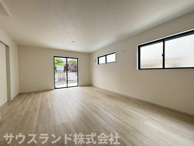 家事、食事、寛ぎ、同じ空間に居ながら、個人の時間も大切にできます。