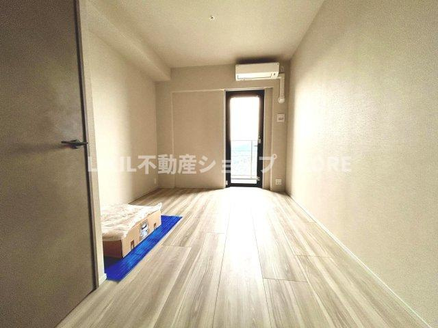 過ぎ行く時間をゆったりと感じることができる落ちついたプライベートルーム。