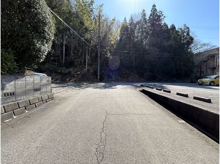 前面道路北東側