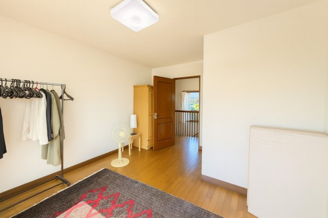 ゆったりした洋室です