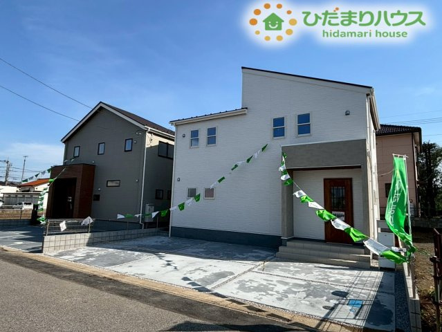 徒歩圏内に小学校、コンビニ、公園が揃っており、過ごしやすい住環境です★
