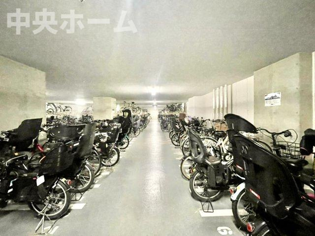 【自転車置き場】最新の空き状況や費用などの詳細は担当スタッフまでお問い合わせください。