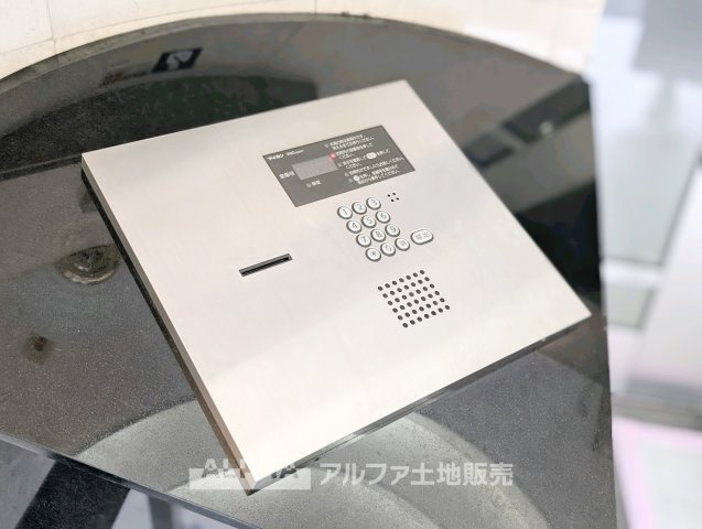 【Color　TV　intercom】　◆カラーTVインターホン◆録画機能がついているので、外出時の来客、宅配、防犯でも役立つ便利なインターホンです。