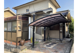 坪生町１丁目　土地建物の外観