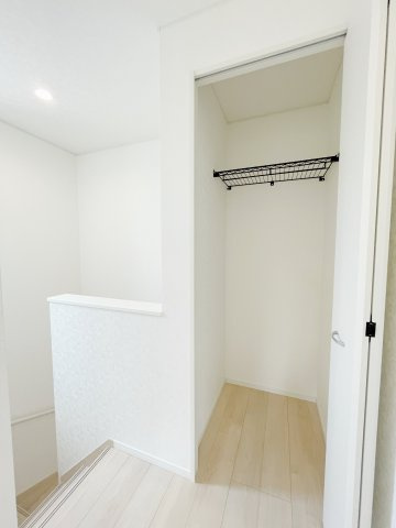 廊下収納も充実◎