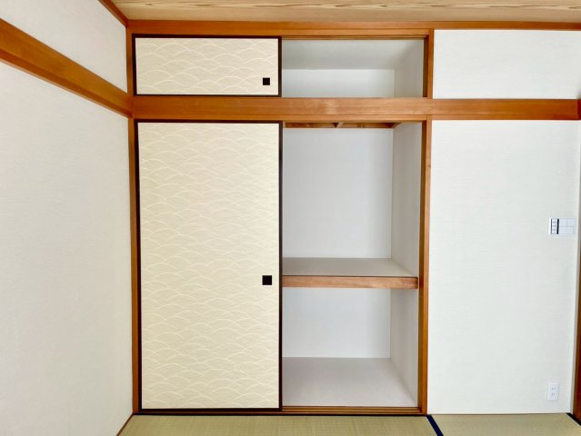 2階6帖和室収納はお布団の収納に便利ですね♪