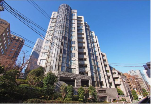 シエルトーレ三番町の画像