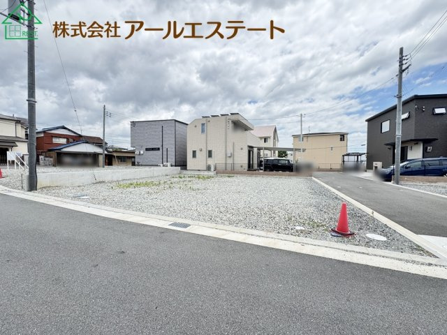 外観：328000651957
