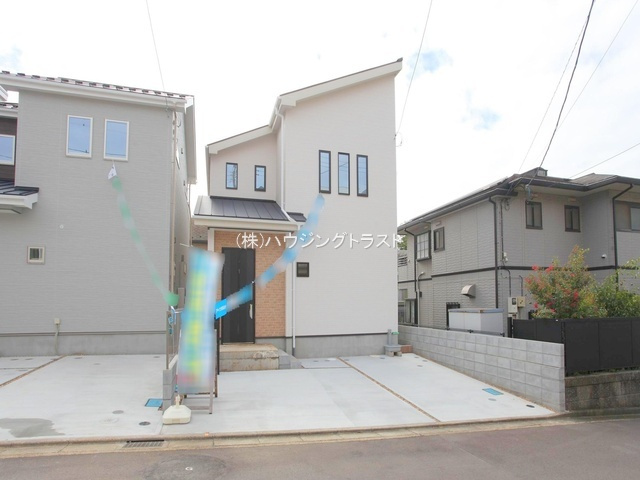 外観：311002246295