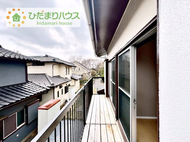 あたたかな光が差し込む、南向きのバルコニー(#^^#)