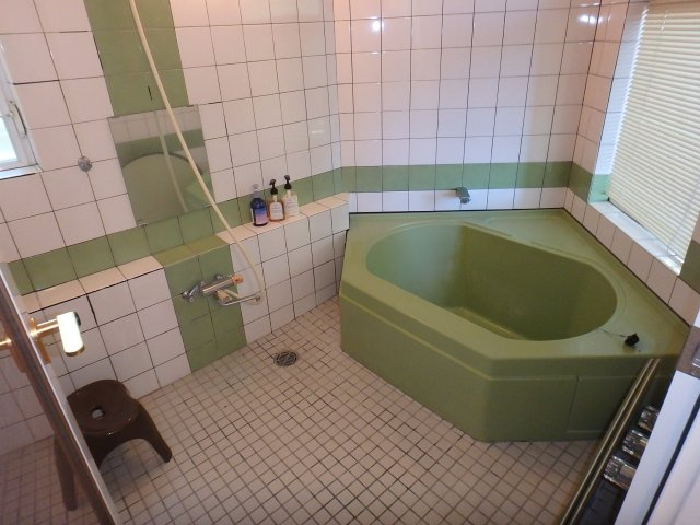 ゆったり過ごせるお風呂です