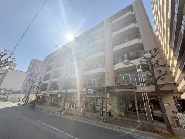 外観/2駅3路線が徒歩5分以内に利用できる便利な立地のマンションです！