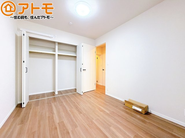 お子様のお友達が遊びに来た時も、子供部屋があると楽しく過ごせますね♪