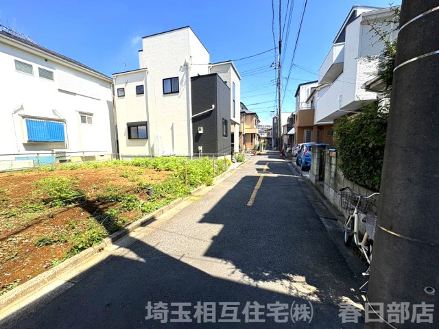 南東道路に面して陽当たり良好！自由設計で夢のマイホーム！大袋北小学校まで徒歩約3分(240ｍ)！
