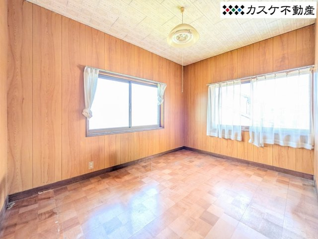 2F洋室：2Fにも3部屋あり個室がしっかり確保できます。