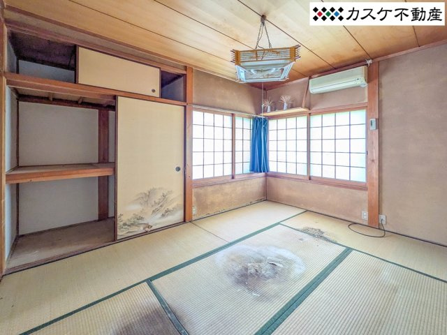 6帖の続き和室。お子様の昼寝や遊び場にも。家中どこでも家族がくつろげる和の住まいです。