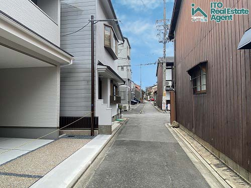 前面道路含む現地写真