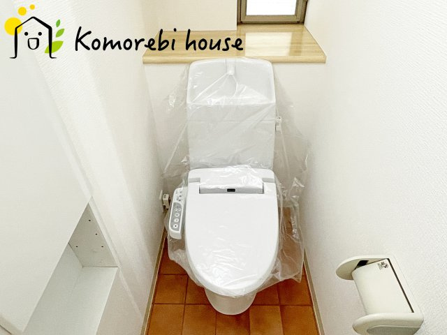 コンパクトで使いやすいトイレです