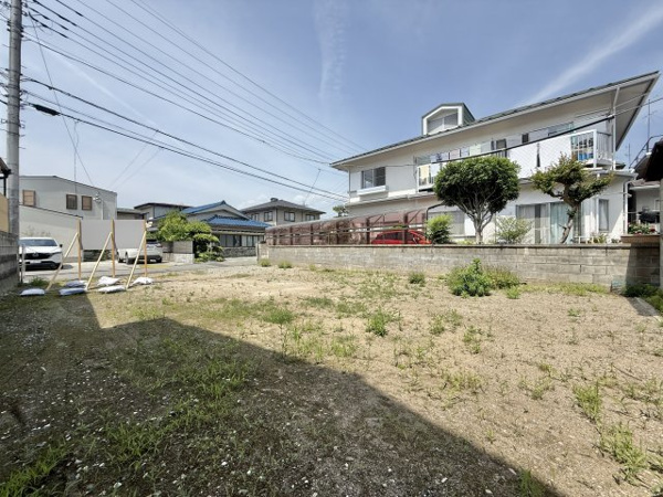 【甲府市下飯田3丁目　売地の外観】