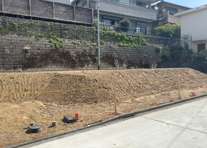 土地探しをしていると都市計画区域という言葉を目にすると思います。法律によって、都道府県知事や国土交通大臣が指定するエリアのことを指しており、都市計画区域は市街化区域と市街化調整区域に分けられています。