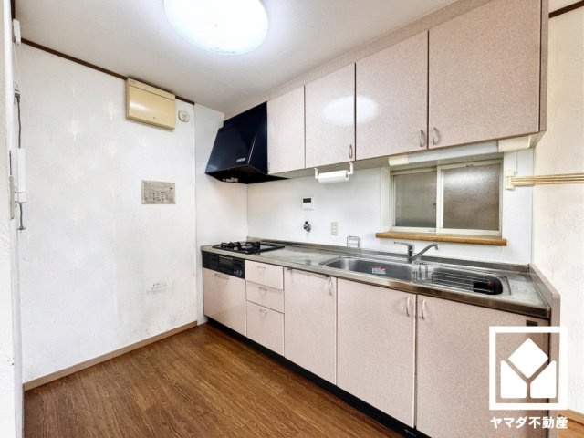 ※本画像は空室時の写真を加工し、家具・小物等を撤去したイメージです。　実際の仕様とは異なる場合がございます。