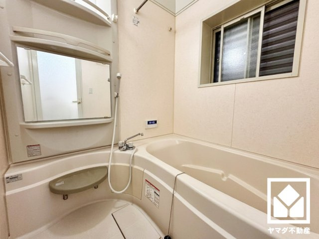 ※本画像は空室時の写真を加工し、家具・小物等を撤去したイメージです。　実際の仕様とは異なる場合がございます。