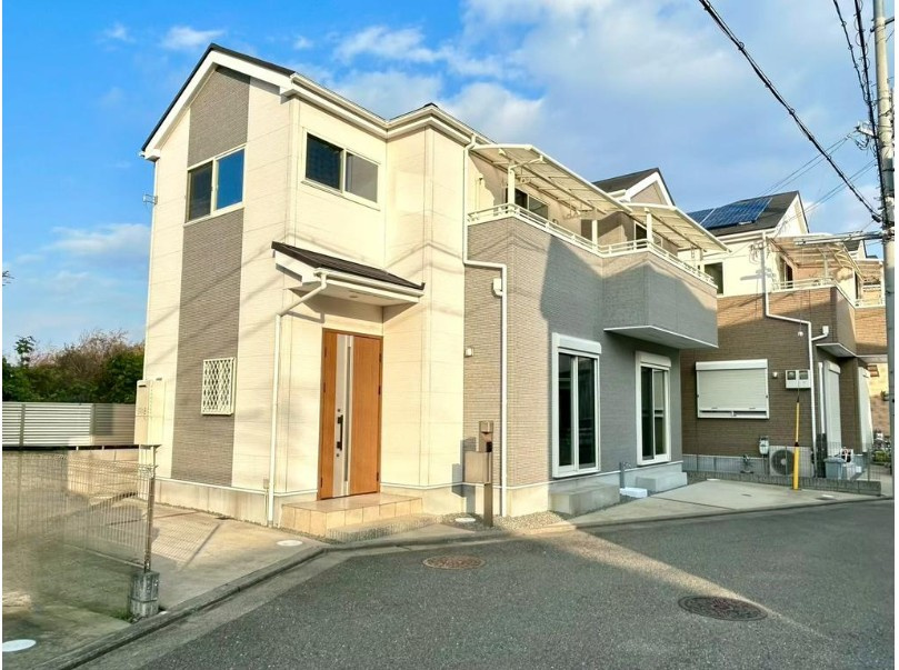 外観：327002317264