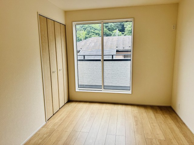 ～2階5.25帖尾洋室です～