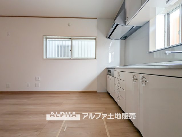 【Life　without　end】　◆心地よさを求めて◆終わりのない暮らしづくりはキッチンから始まる。食事は暮らしの中でとても重要。お洒落なキッチンを使用すれば空間の居心地良さが変わる。