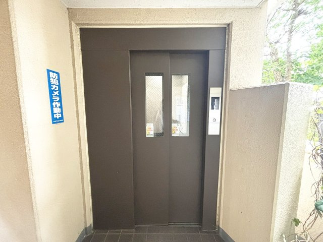 エレベーター完備！移動もスムーズ♪