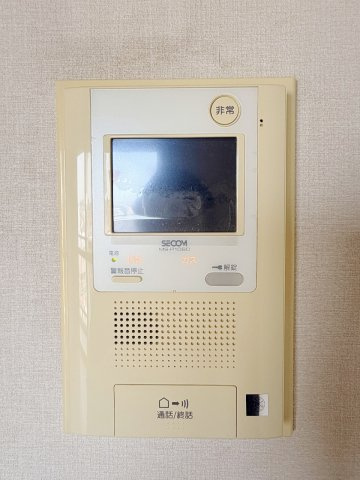 訪問者の顔が確認できるので安心♪