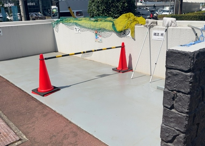 物件に設置されているエレベーター設備です。総戸数234戸の大型マンション「ガーデンポート相模大野台」では、共用部の整備がしっかり行われており、日常生活における上下階の移動もスムーズで快適です。