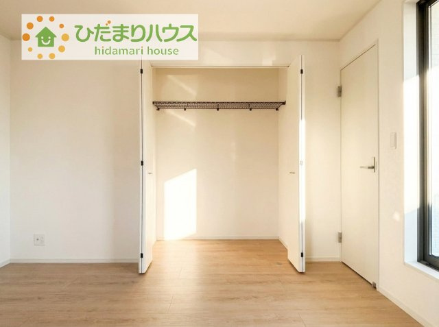 全室にクローゼットが付いていて、お部屋の住空間もスッキリ広々使えそうです(^^)