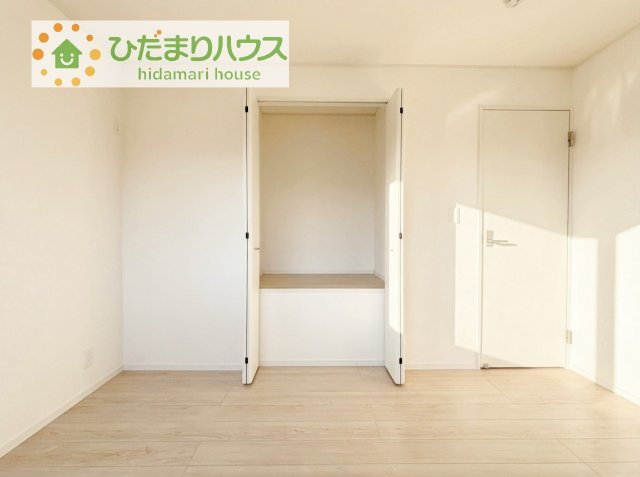 全室にクローゼットが付いていて、お部屋の住空間もスッキリ広々使えそうです(^^)