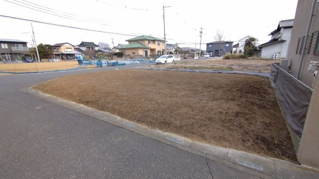 北西角地で開放感ある立地・区画整理地内！前面道路6ｍで車庫入れスムーズ！建築条件なし・お好きなハウスメーカーで建築可能です！