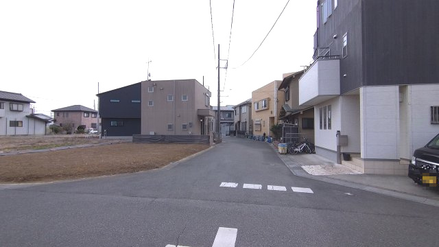 北西角地で開放感ある立地・区画整理地内！前面道路6ｍで車庫入れスムーズ！建築条件なし・お好きなハウスメーカーで建築可能です！