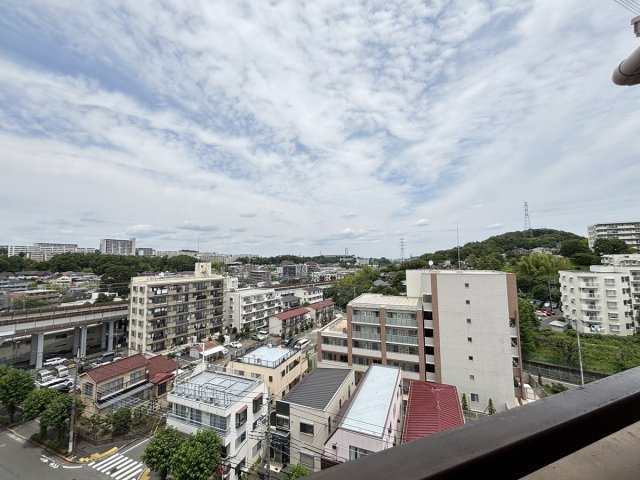 思わず伸びをしたくなるような眺望です！！風もとても気持ちよいです！！