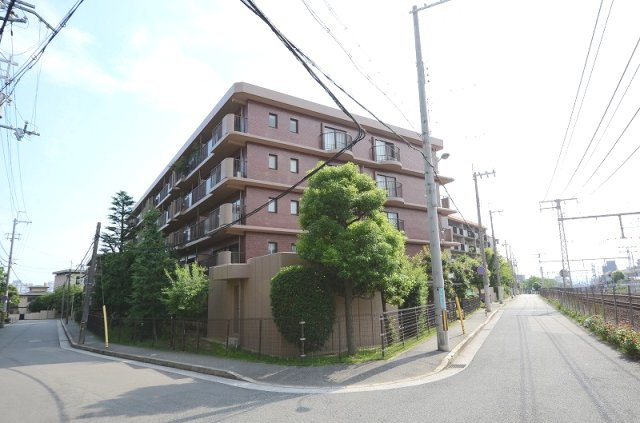 鉄筋コンクリート造5階建て