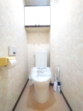 清潔感のあるトイレです
