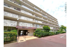 2025年2月リノベーション完了 陽当り良好の3LDK コトーハイツ伏見稲荷A棟の外観