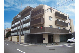 プレサンス京都一乗寺の外観