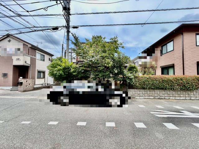 南東・南西角地で陽当り良好！敷地約28坪・ご家族のライフスタイルに合わせた自由設計が可能です！当社無料の間取り作成も承ります！建物イメージや資金計画などお気軽にご相談ください。