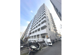 トップ・ルーム新宿公園第2の外観