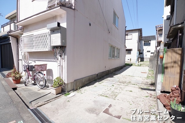 外観：327002172902