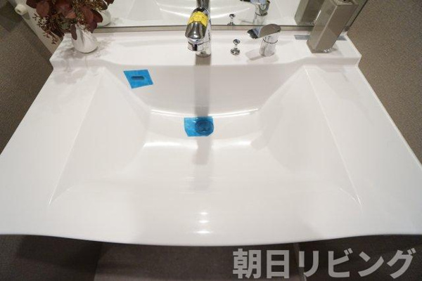グランシティユーロレジデンス平塚の独立洗面台