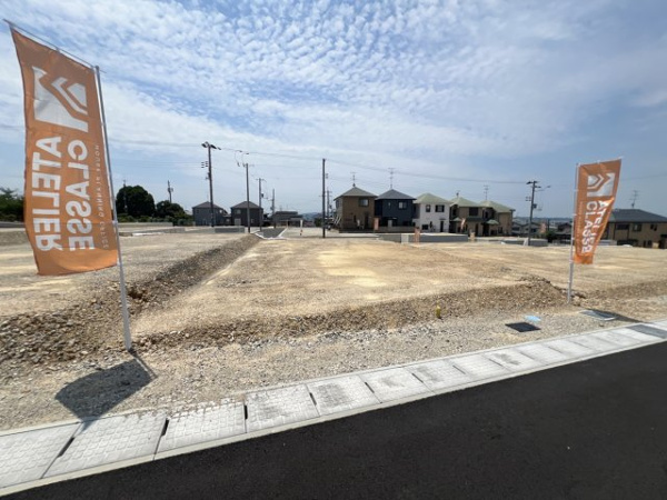 【城陽市寺田尼塚　32号地　売土地　建築条件付きの前面道路含む現地写真】