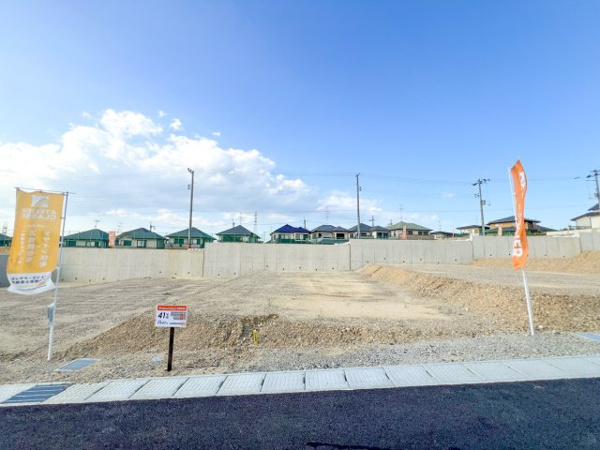 【城陽市寺田尼塚 41号地 売土地 建築条件付きの前面道路含む現地写真】