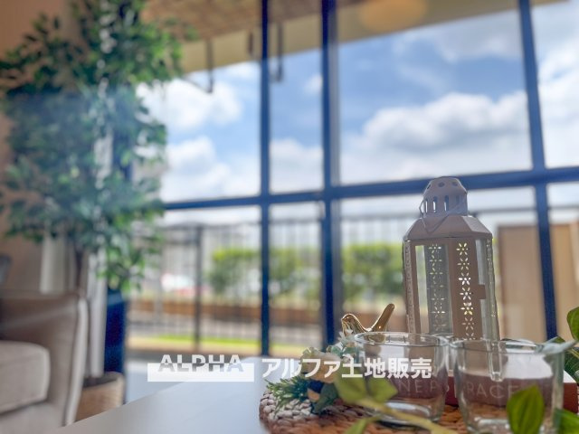 【A　home　found　by　chance】　◆偶然見つけた物件で◆思わぬ空間を手に入れたい。愛を育み、人と出会い、新たな命に恵まれる。そんな未来を創造してぬくもりのある住空間を君と共有したい。