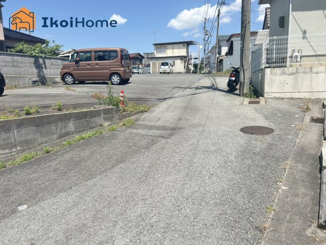 ●年中無休：当日予約可●角地ですので、陽当りもよく開放感がございます。